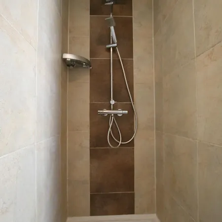 L'abeille Feriehus Somzee